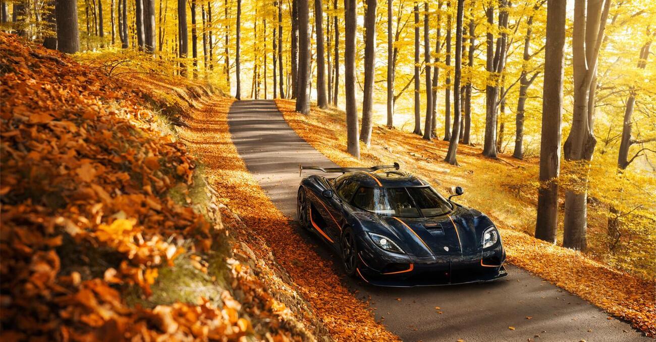 Le 10 auto di serie pi&ugrave; veloci della storia, pi&ugrave; una... pi&ugrave; l&#039;ultima arrivata