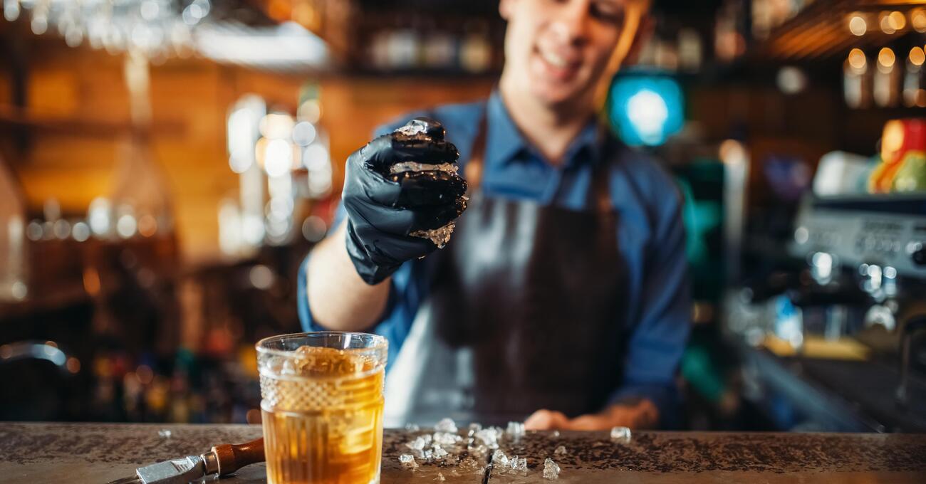 Cocktail in casa: tre ricette di Angelo Sparvoli, il goldenboy del bartending italiano