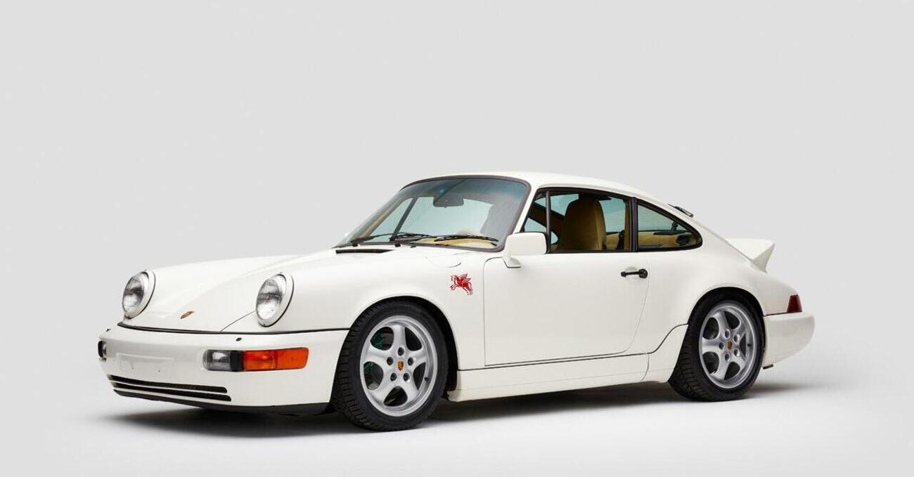 Aim&eacute; Leon Dore, il primo brand post-streetwear incontra Porsche