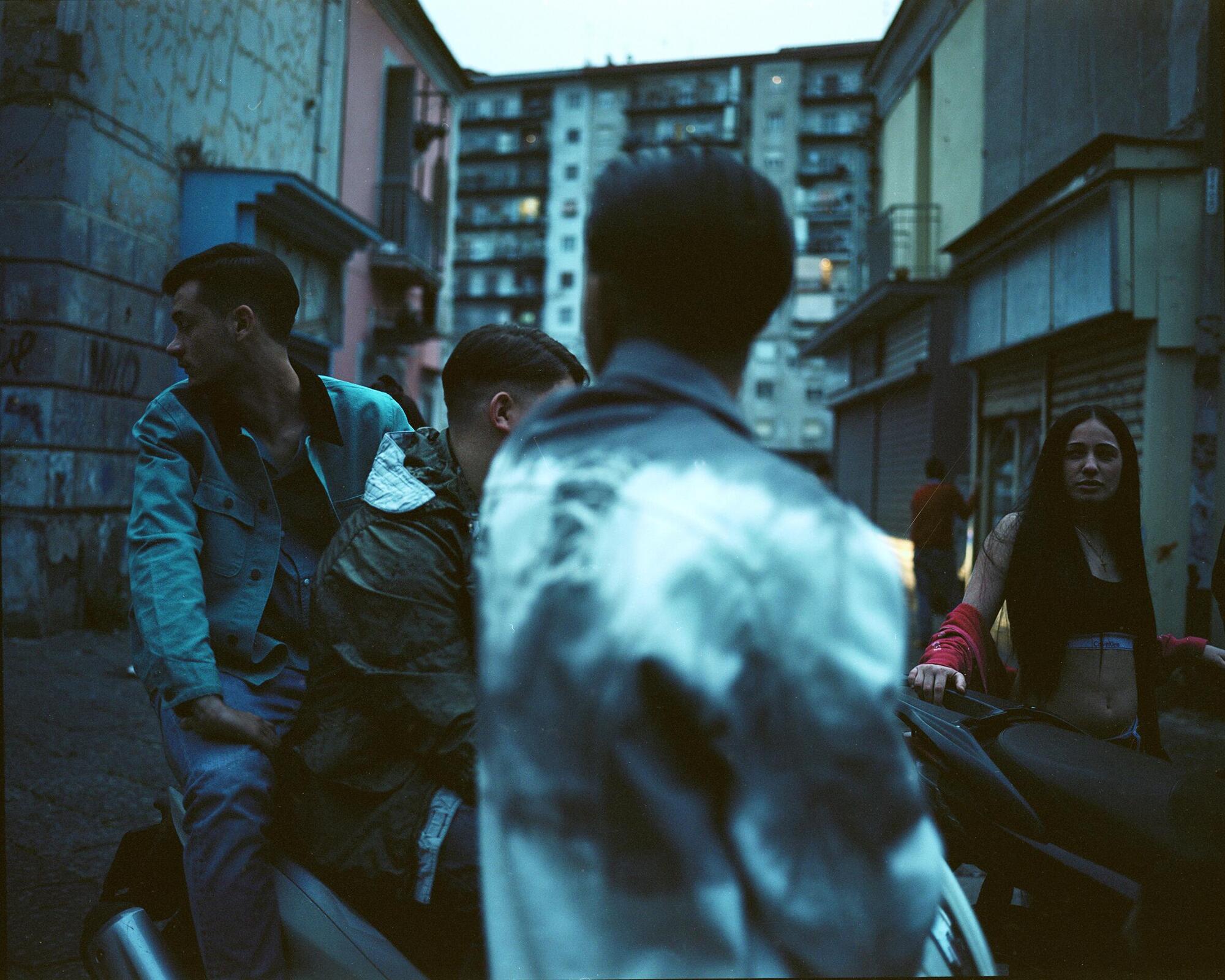 Glauco Canalis -  Gemelli Saitov, Ciro e Fiore, sul set di Liberato,  Piazza Mercato Napoli &ndash; 2018