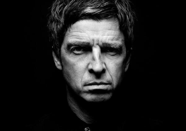 Tanti auguri Noel Gallagher, insopportabile numero uno 