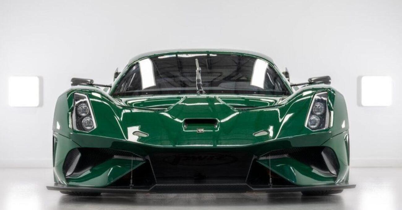 Specchio delle mie Brabham, chi &egrave; la pi&ugrave; veloce del reame? &Egrave; la BT62 Competition!