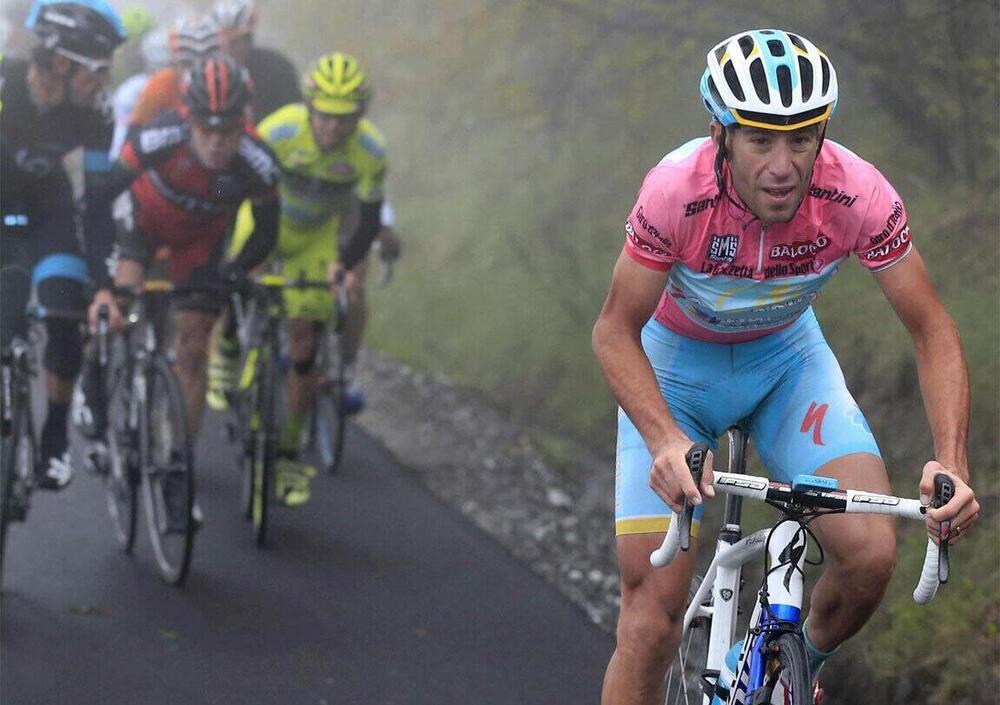 Vincenzo Nibali: &quot;Voglio fare come Valentino Rossi e dovrebbero farlo tutti gli sportivi&quot;