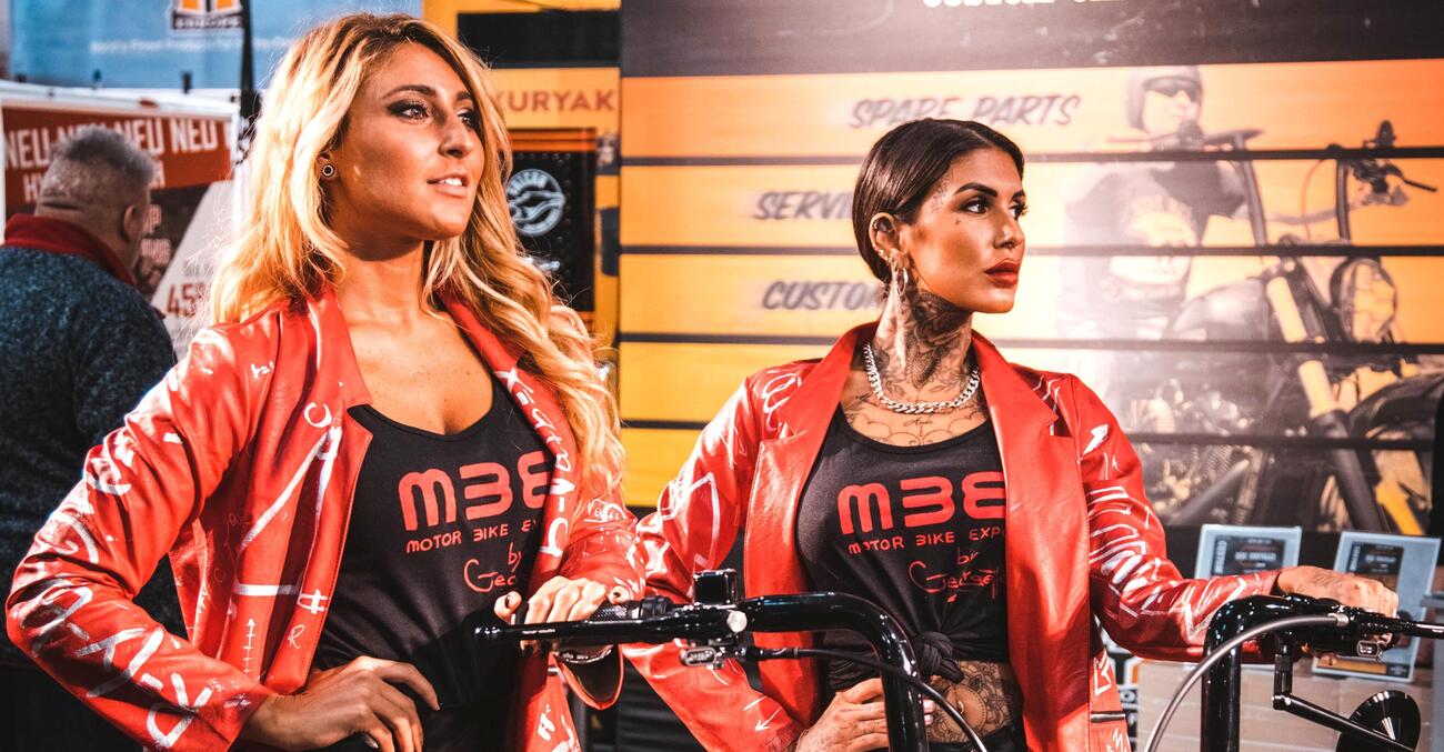 Wheels and Waves molla, MBE 2021 no. Ma il custom &egrave; ancora vivo? Lo abbiamo chiesto a tre preparatori (e a una nostra amica)