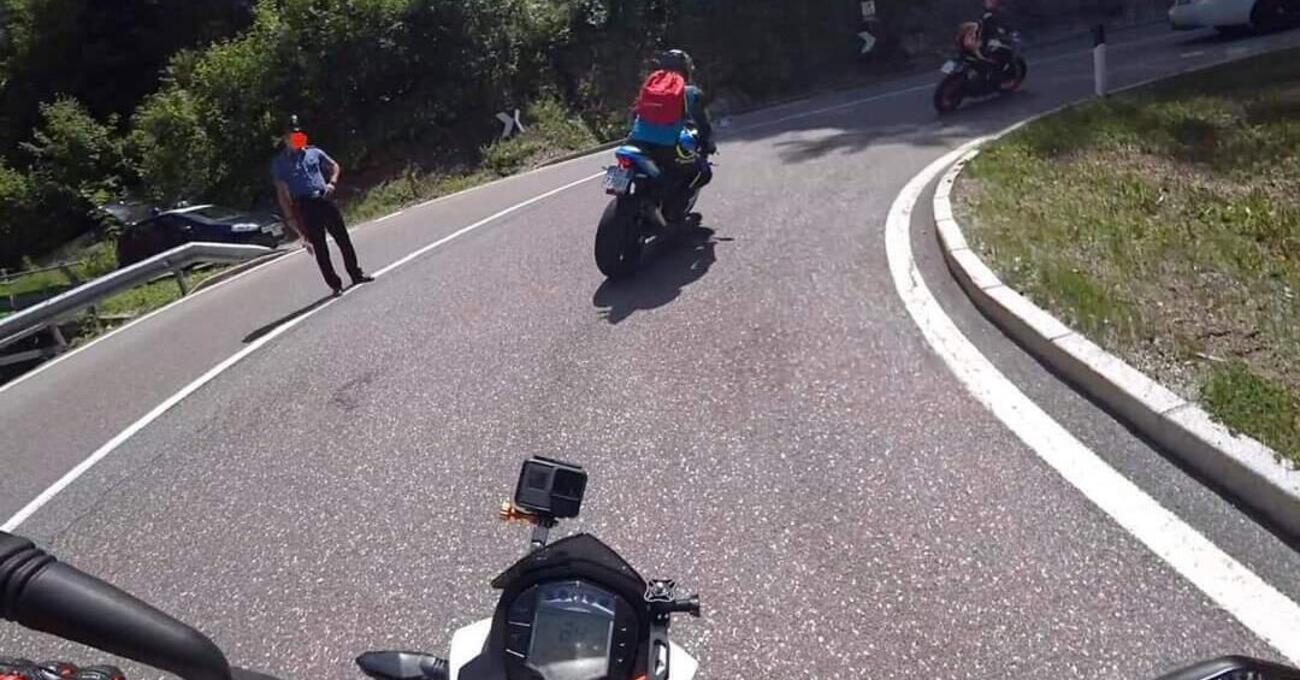 Ok ma cosa sta succedendo in Trentino con i motociclisti? E perch&eacute; sui social non si parla d&rsquo;altro  