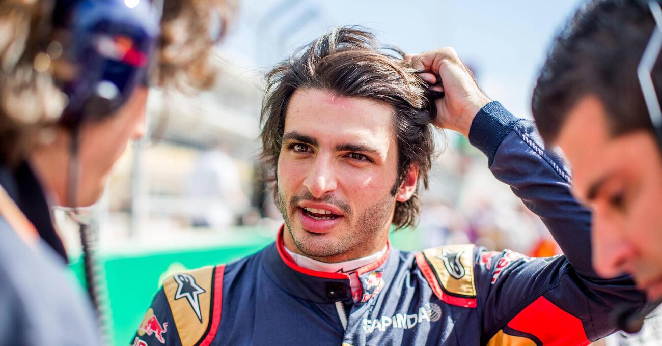Buon compleanno Sainz: ti auguriamo una Ferrari migliore di questa!