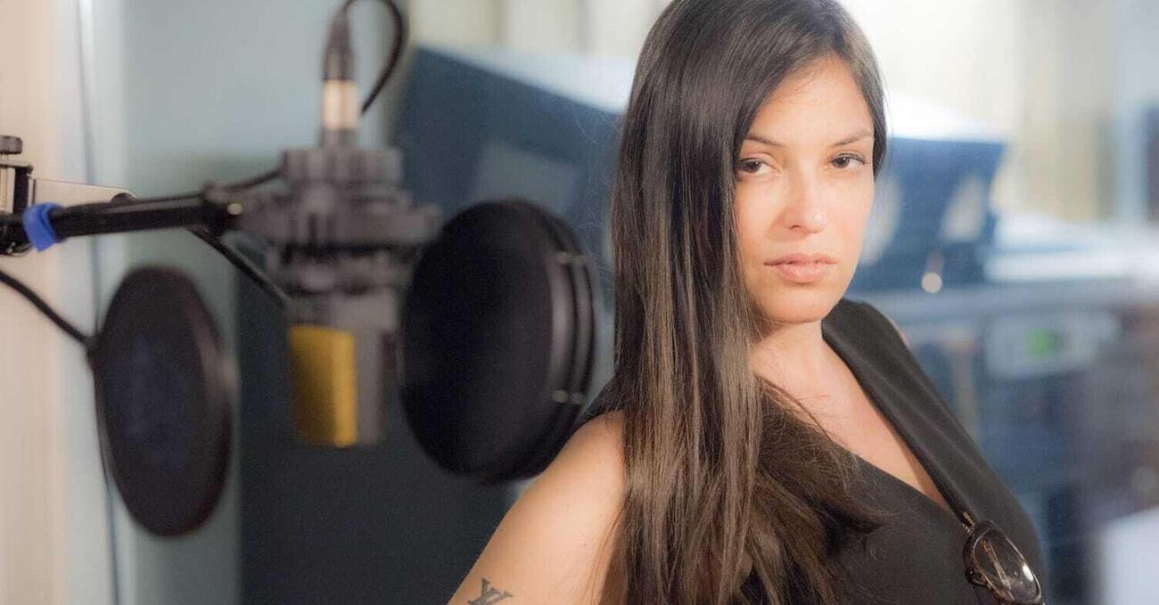 I 40 anni di Sara Tommasi: dai film hard ai pellegrinaggi a Medjugorje