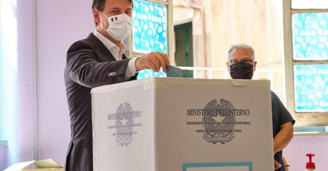 Al seggio come a un reality: ha ancora senso votare (cos&igrave;) per la nostra generazione? 