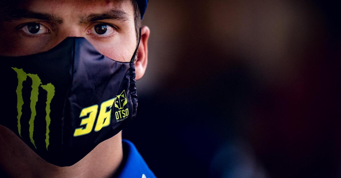 Marco Lucchinelli: &quot;Joan Mir ricorda Kevin Schwantz? Forse quando &egrave; seduto sul cesso&quot;