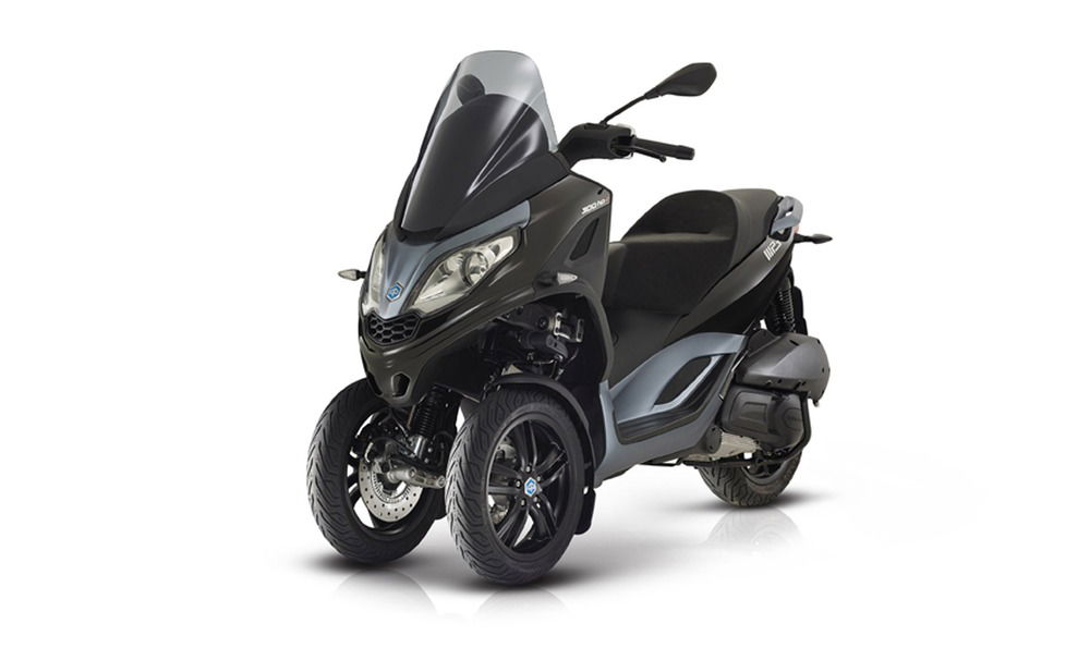 Piaggio MP3 300 ABS Hpe (2021 24), prezzo e scheda tecnica
