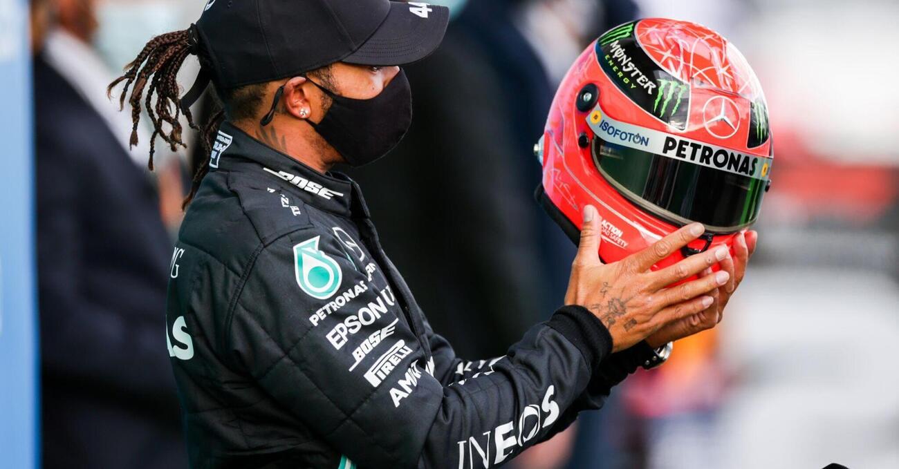 Chi siamo noi per dire che Hamilton non si merita il casco di Schumacher? 