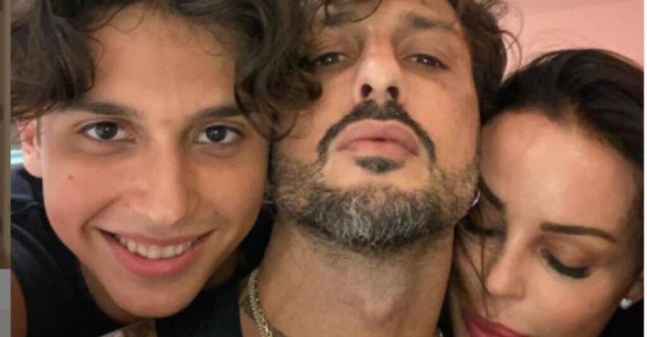 Fabrizio Corona choc a Nina Moric: &ldquo;Ti fracasserei la testa per ucciderti&rdquo;. E il figlio: &ldquo;Qui imparo il male&quot;
