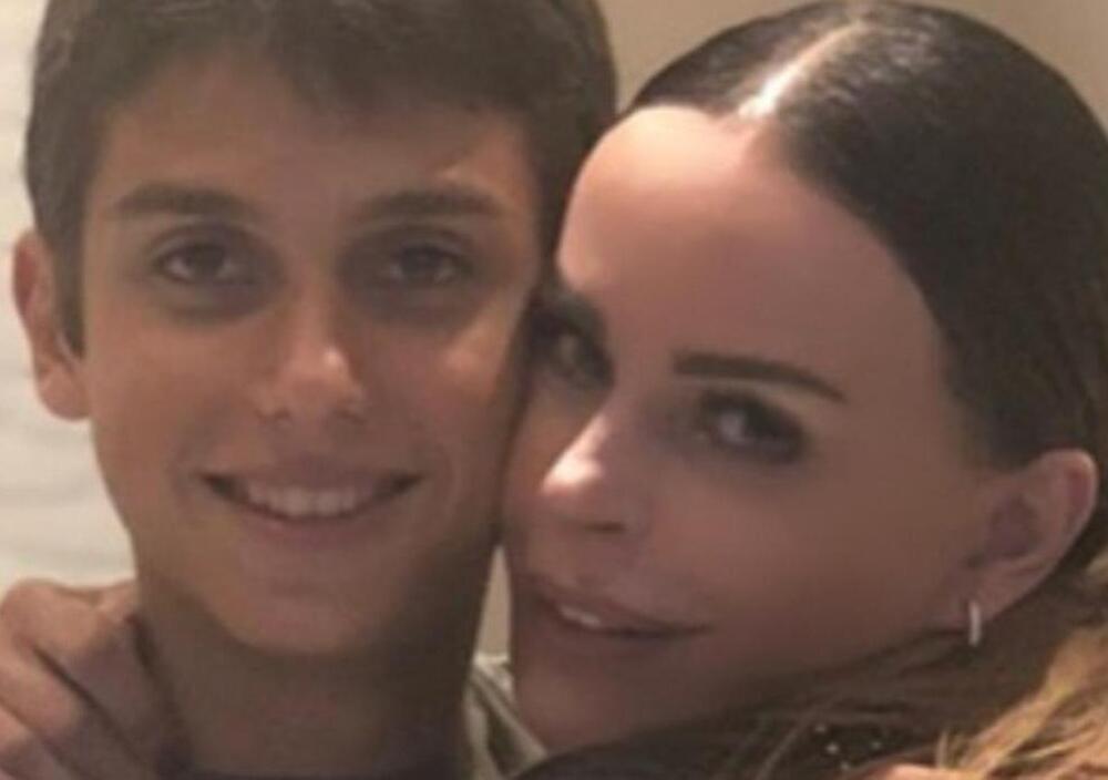 Il figlio di Fabrizio Corona e Nina Moric torna con la madre: &quot;Grazie Signore&quot;