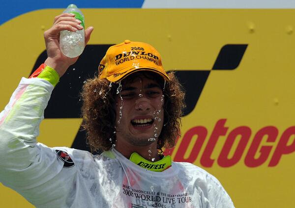 L&#039;anniversario che ci piace ricordare di Marco Simoncelli &egrave; questo qua...