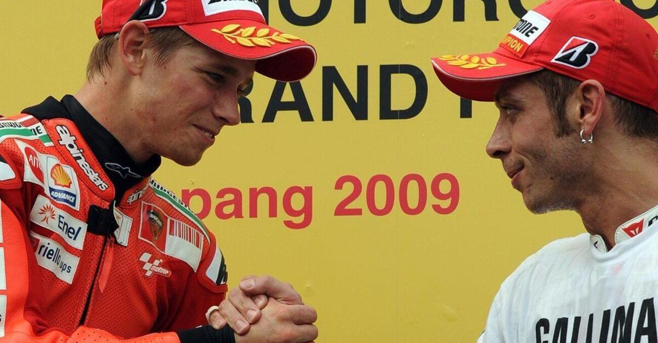 Casey Stoner shock: &ldquo;Triste vedere esultare Valentino per una top five. Senza Marquez il livello &egrave; basso&quot;