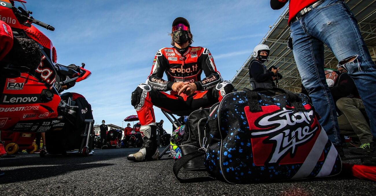 Le parole di Chaz Davies devono essere un loop nella testa di Andrea Dovizioso