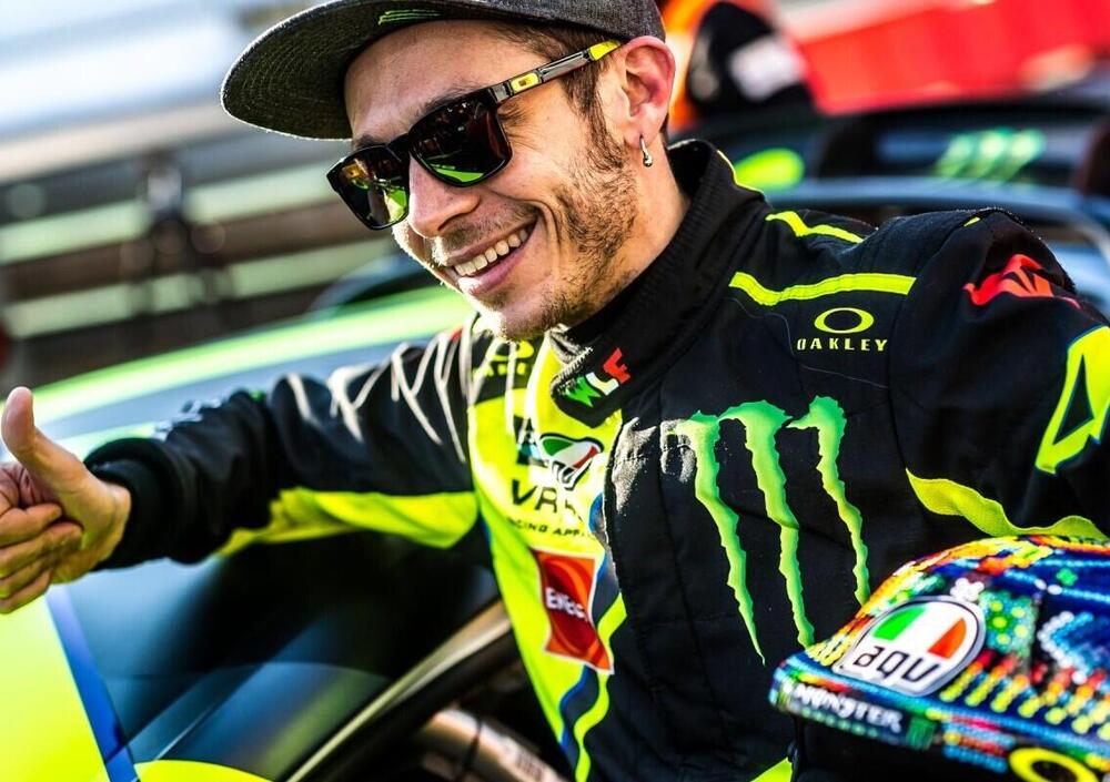 Valentino Rossi nel mondiale di Rally: corte serrata da Hyundai e Ford 