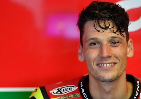 Aprilia MotoGP a sorpresa: via Bradley Smith, arriva Lorenzo Savadori. Ma non c&#039;entrano le dichiarazioni dell&#039;inglese