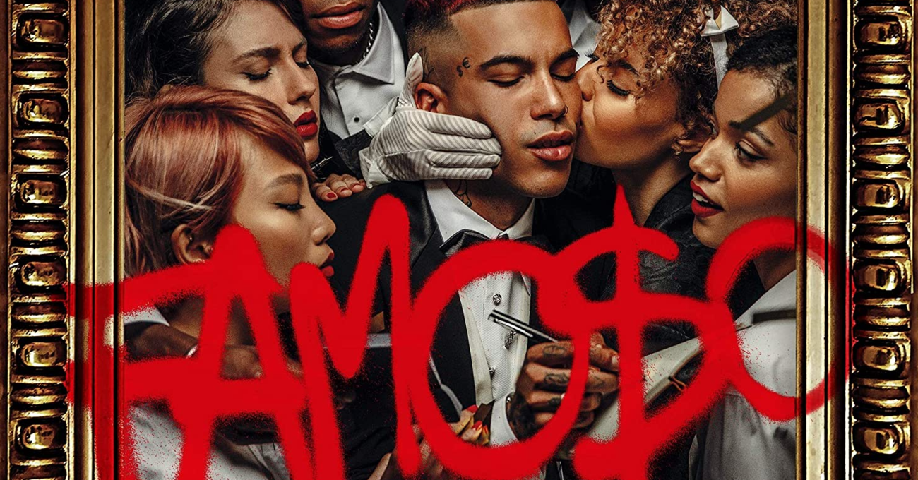 Sfera Ebbasta &egrave; diventato Famo$o ma continua a farsi scortare dai ragazzi in moto