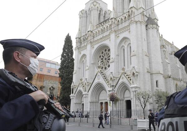 Terrorismo a Nizza, Toni Capuozzo: &ldquo;Ho visto la foto della donna decapitata&rdquo;