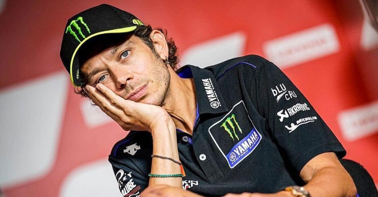Valentino Rossi positivo al Covid19 anche dopo l&rsquo;ultimo tampone: Valencia sempre pi&ugrave; lontana