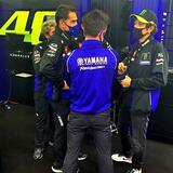 Yamaha: un team, due box e troppe emozioni contrastanti. Rossi negativo, ma Vinales rischia l’isolamento 8