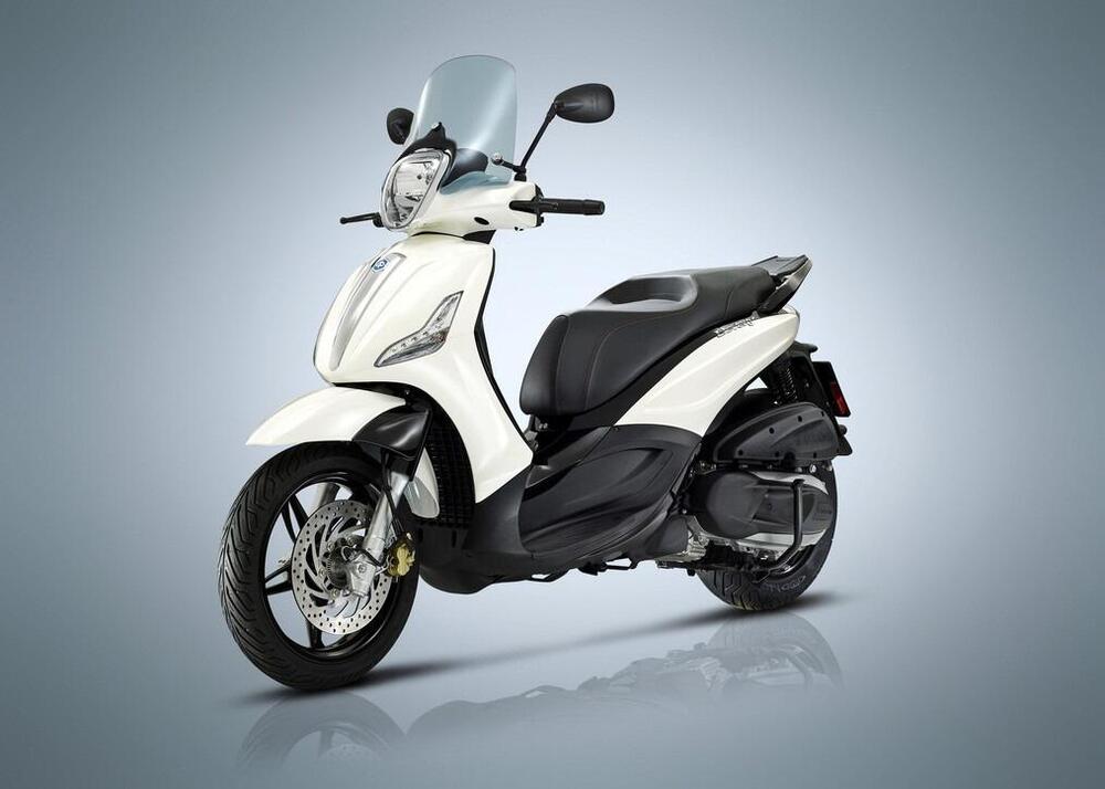 HOT Beverly 300s Prezzo Nuovo Beverly 300 Piaggio Prezzo