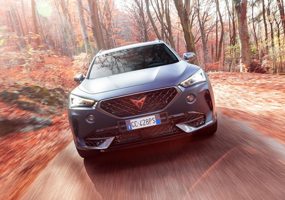 Come il rock in un momento di noia: ecco CUPRA Formentor. Test drive con il SUV Coup&eacute; da 310 CV