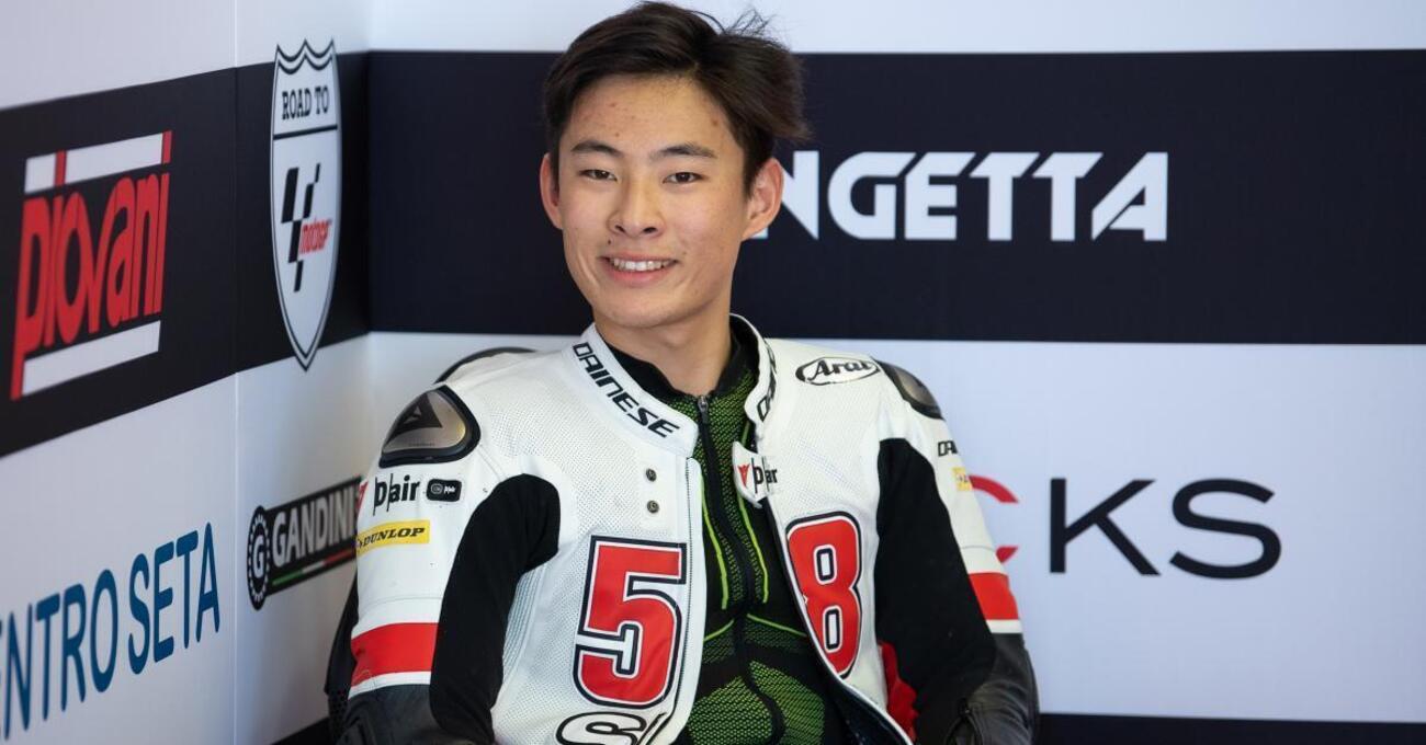 [VIDEO] Enea Bastianini insegna a Tatsuki Suzuki &quot;Romagna Mia&rdquo; di ritorno da Portiamo