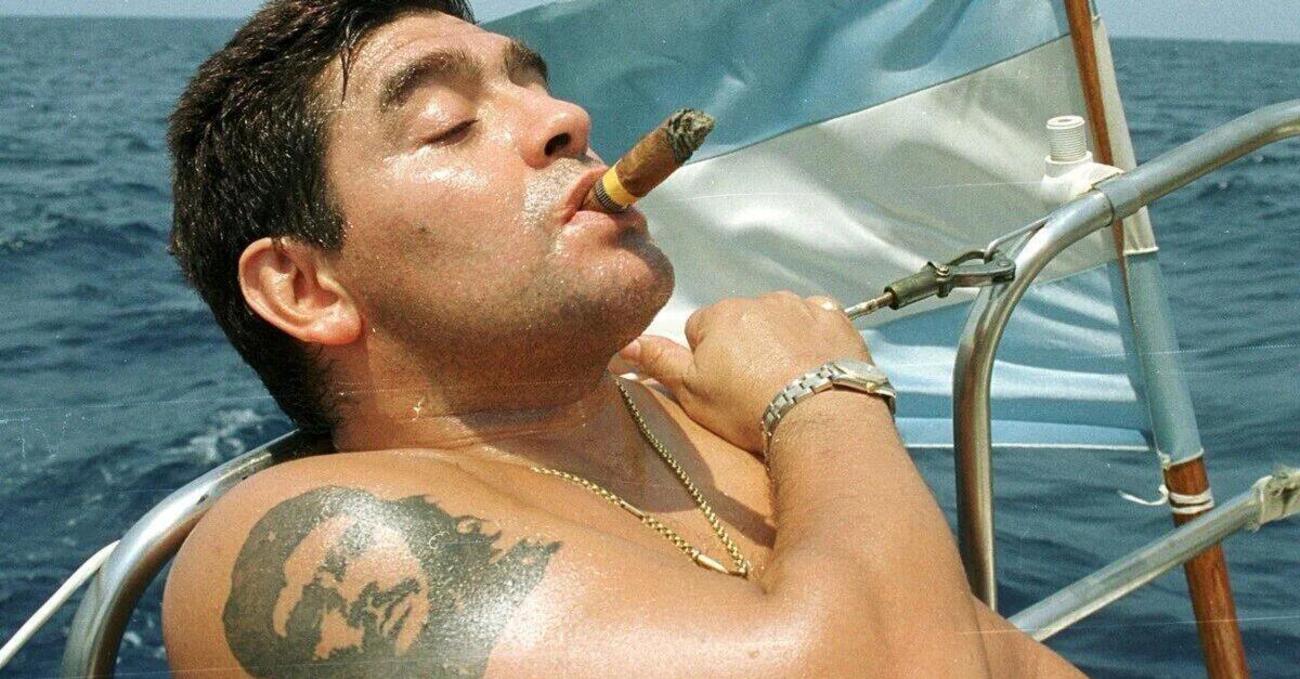 Maradona, si apre il fronte eredit&agrave;. Ma al figlio italiano potrebbe non restare nulla