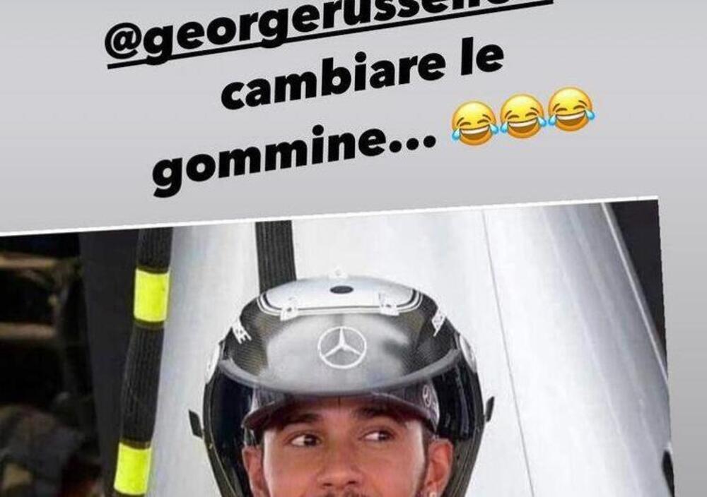 Marco Melandri su Instagram: &quot;Vieni George Russell, fatti cambiare le gomme da Hamilton&quot;