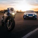 MV Agusta Superveloce Alpine: una moto che spacca, ma con raffinatezza  5