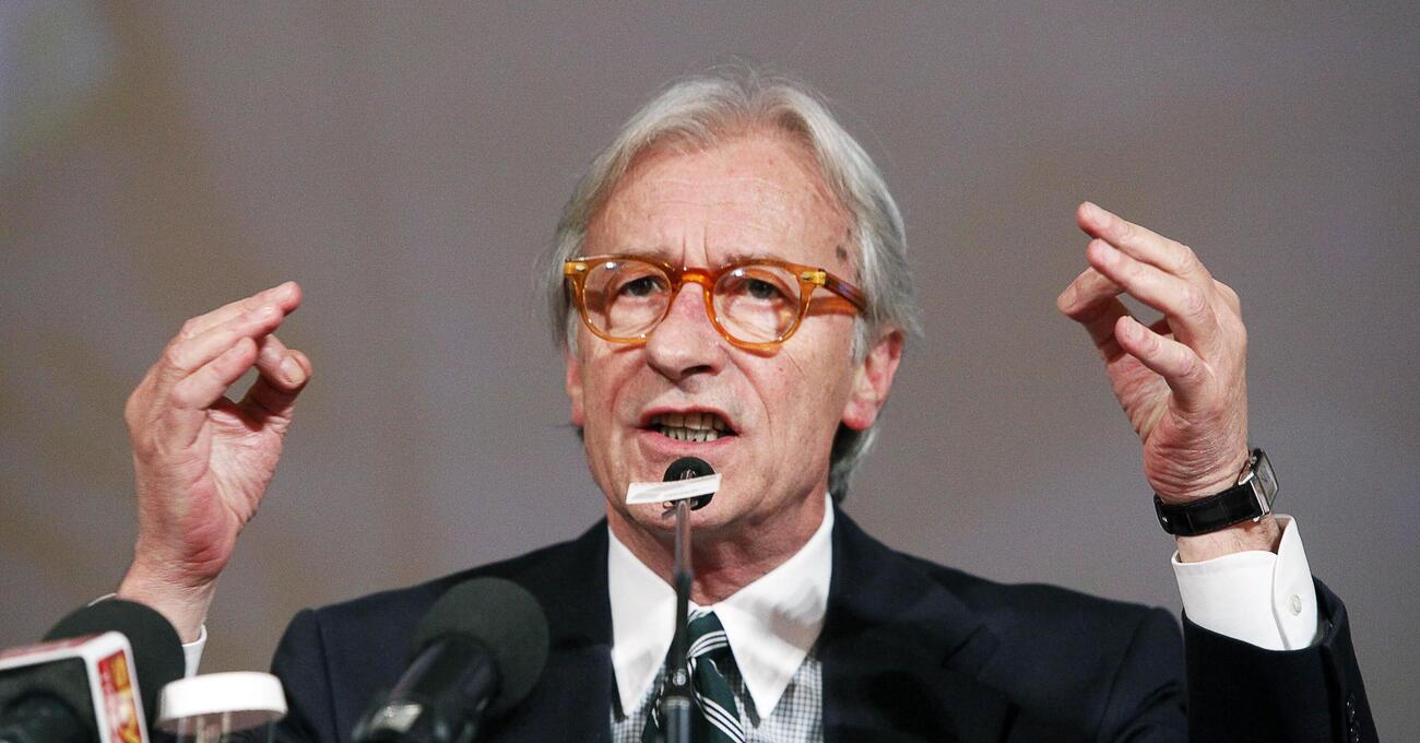 Vittorio Feltri tuona contro i monopattini: &quot;Vanno dichiarati fuori legge&quot;