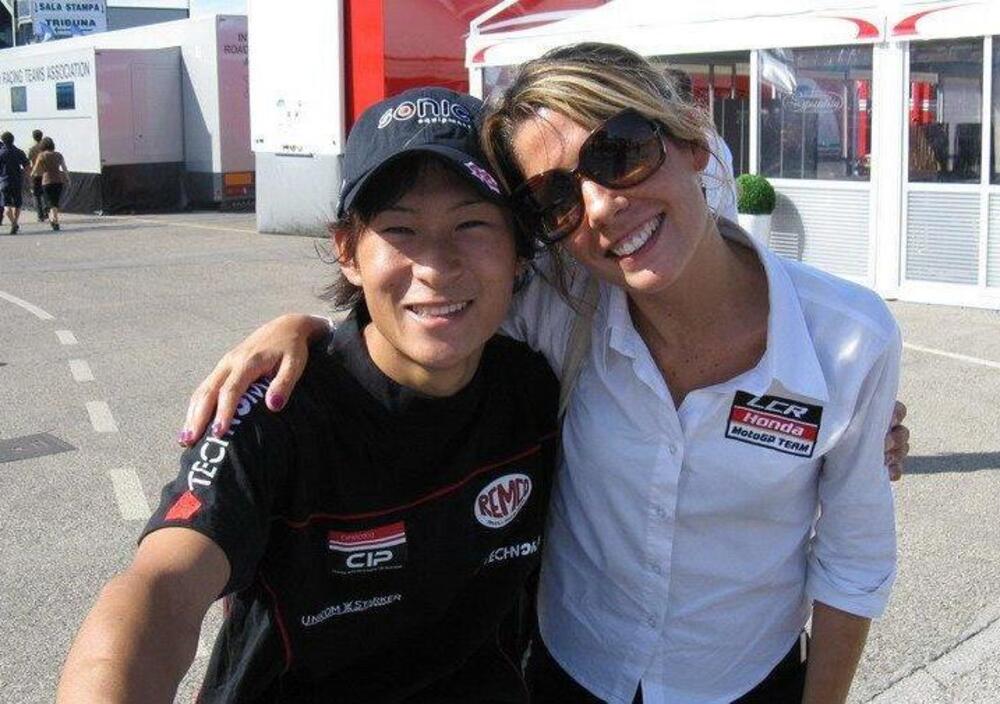 Si chiama Elisa Pavan, ma per tutti &egrave; &quot;La Pina&quot;. Ci ha raccontato di Stoner, di Crutchlow e 20 anni nel Paddock