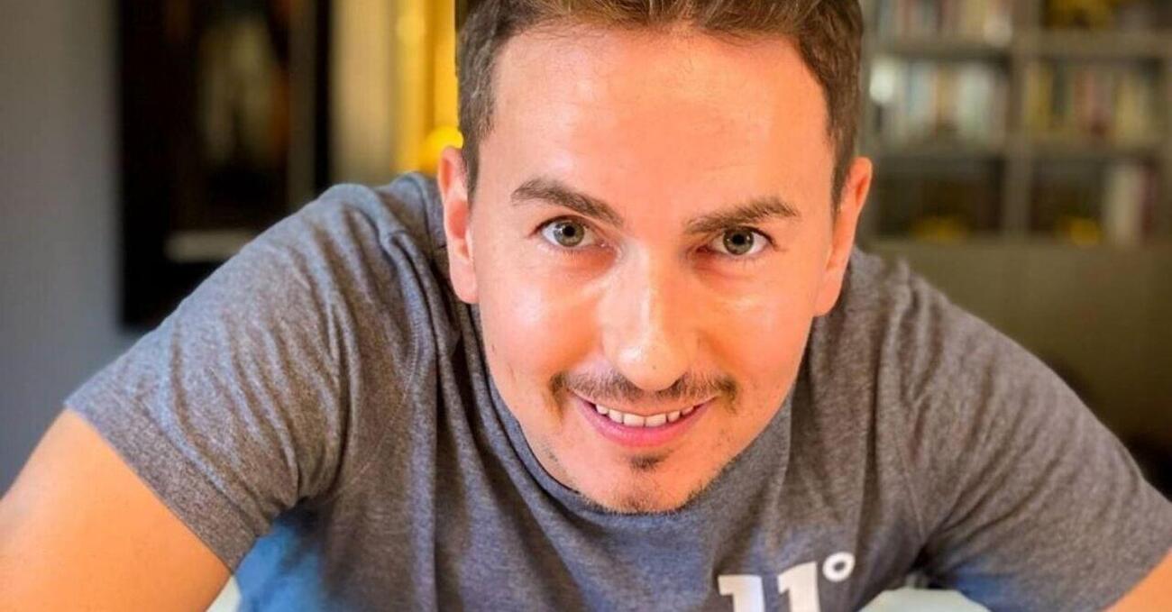 Lorenzo e Biaggi: &quot;dopo vent&rsquo;anni di sacrifici, finalmente liberi&rdquo;. Ma Castiglioni gli fa notare un dettaglio 