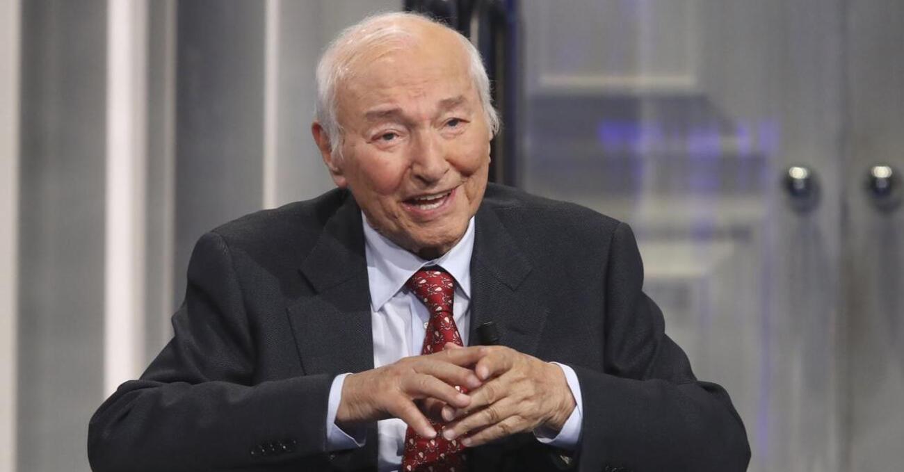 Piero Angela compie 92 anni: &quot;Non vedo l&#039;ora di vaccinarmi&quot;