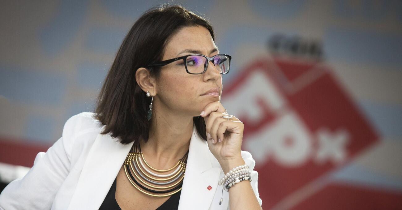 Dalle canottiere di Landini ai tailleur di Sorrentino: ma quanto &egrave; figa la Cgil?