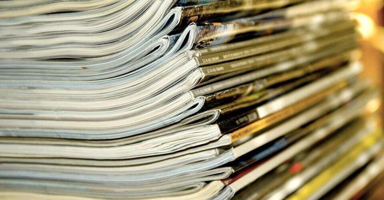 Il piacere anarchico di leggere settimanali cartacei
