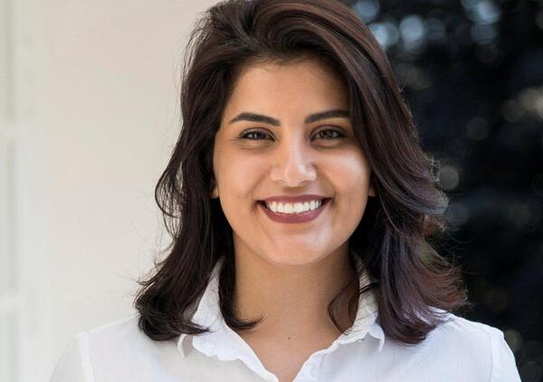 Loujain Al-Hathloul: quando guidare per la propria libert&agrave; pu&ograve; costare 5 anni di carcere 