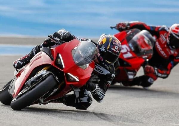 Test di Jerez: a spiccare &egrave; stata solo la Ducati Panigale V4 S con Pirro e Zarco in sella