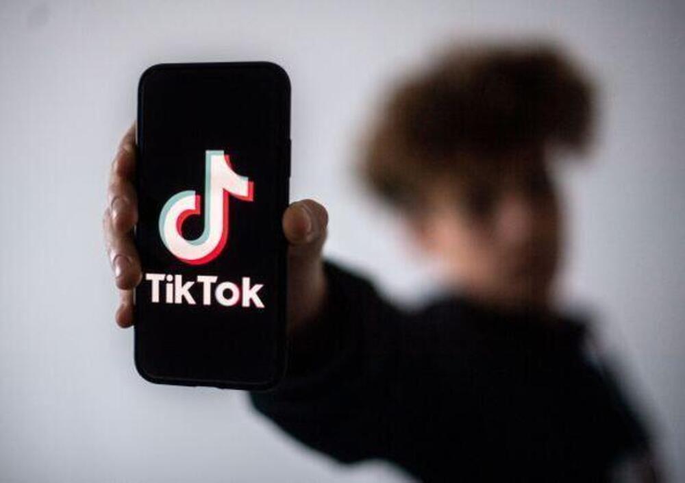 Blocco di TikTok, Cosimi: &ldquo;Giusto regolamentare, ma occorrono adulti pi&ugrave; consapevoli&rdquo;