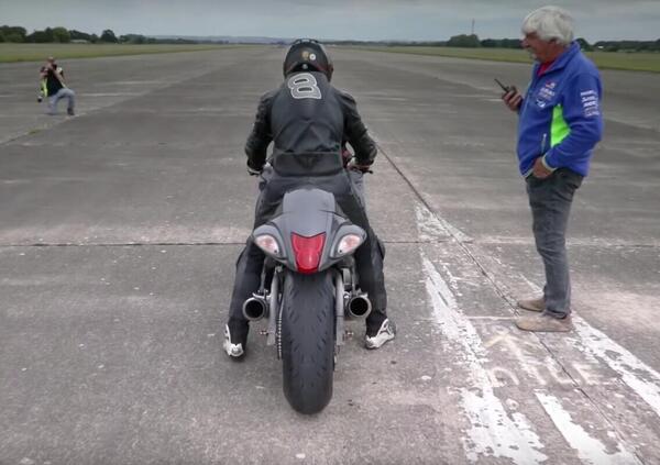 Guy Martin e la sua Suzuki Hayabusa da 830 cv ci riprovano: obiettivo 482Km/h. &ldquo;Pronto a morire!&rdquo;