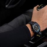 Cosa c’è di più esclusivo della nuova Porsche 911 GT3? Il Porsche Design Chronograph 911 GT3