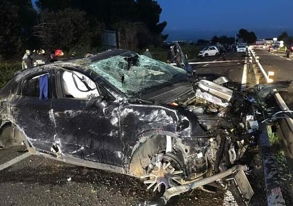 Andrea Cossu, brutto incidente d&rsquo;auto con la sua Porsche Macan. &Egrave; in rianimazione da sabato