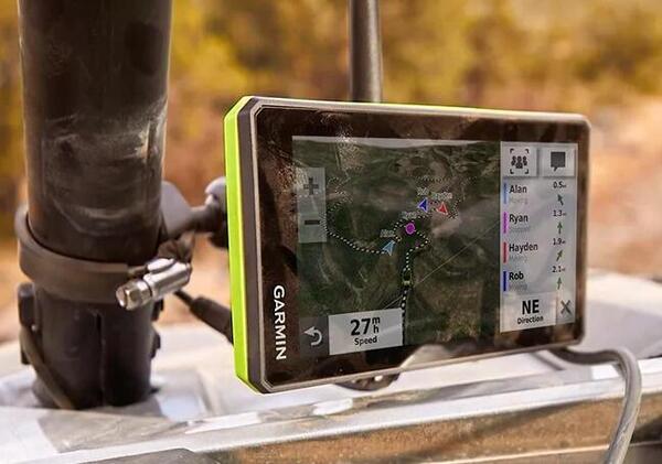 Off-road mania? Pensate solo a divertirvi con Garmin Tread, PowerSwitch e BC 40