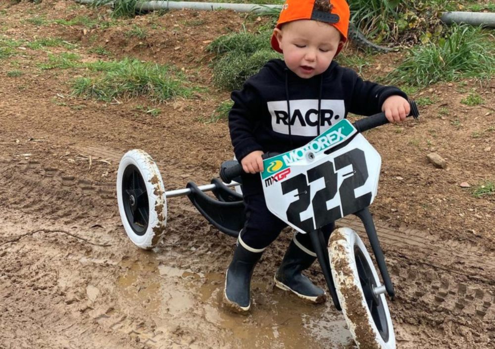 Il figlio di Cairoli &egrave; gi&agrave; pi&ugrave; figo di voi (e anche di noi)