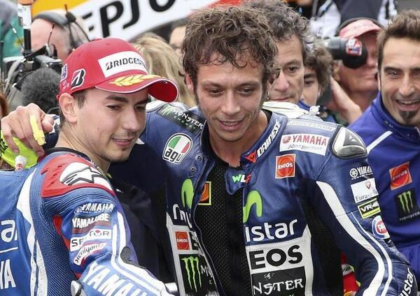 La versione di Jorge Lorenzo: se Valentino Rossi &egrave; ancora in MotoGP &egrave; grazie a me