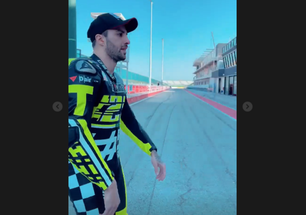 Andrea Iannone tra i cordoli di Misano con l&rsquo;Aprilia RSV4 &hellip;e un guasto imprevisto [VIDEO]