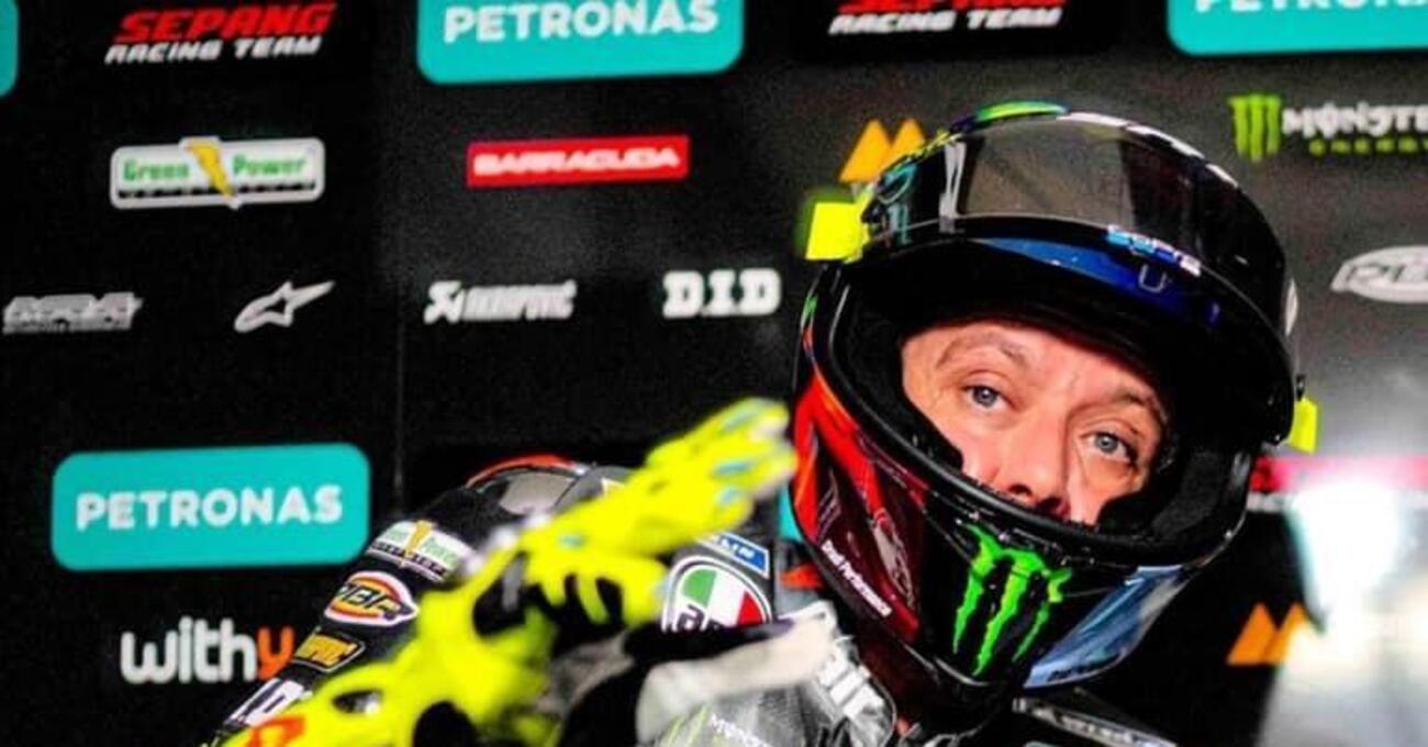 Il Corriere della Sera prova a sostenere che Valentino Rossi corra ancora per soldi. Ma c&rsquo;&egrave; un vizio di fondo