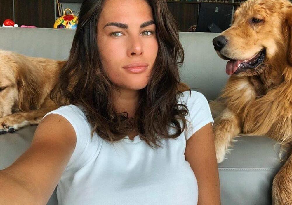 Francesca Novello gli auguri a Uccio e... ai suoi cani [VIDEO]